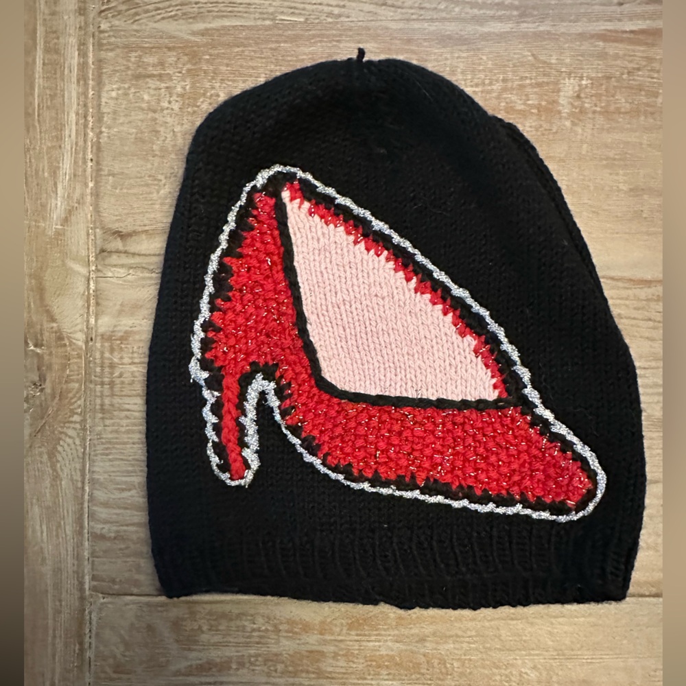 Michaela Beurger Black Knit Beanie w Heeled Shoe - NWT